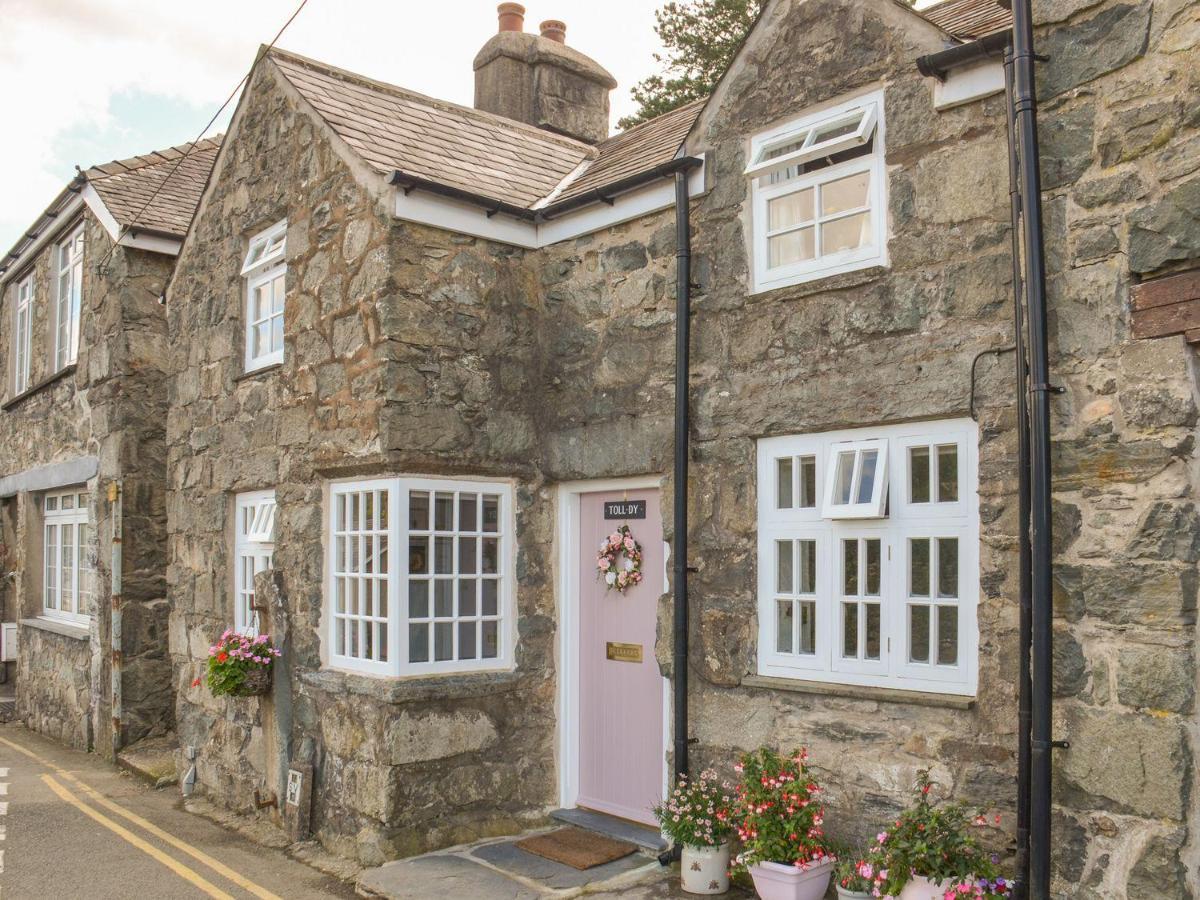 The Toll House